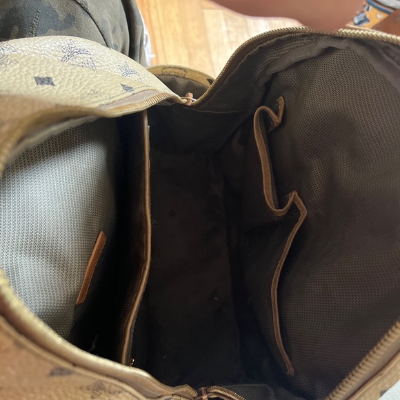 Munchen stark backpack (DESIGNER BAG) - Picture 5 of 8